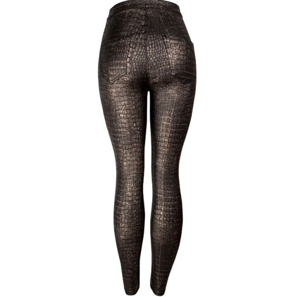 BUNDLE DEAL❗️Wristlet In Signature Canvas and High-Waisted Faux Snake Skin Pants - Picture 10 of 11